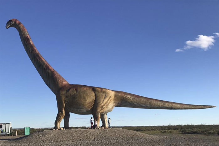 dinosaurio patagotitan en Buenos Aires