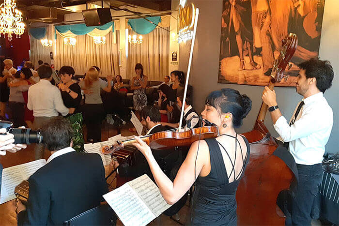 milongas bailar tango
