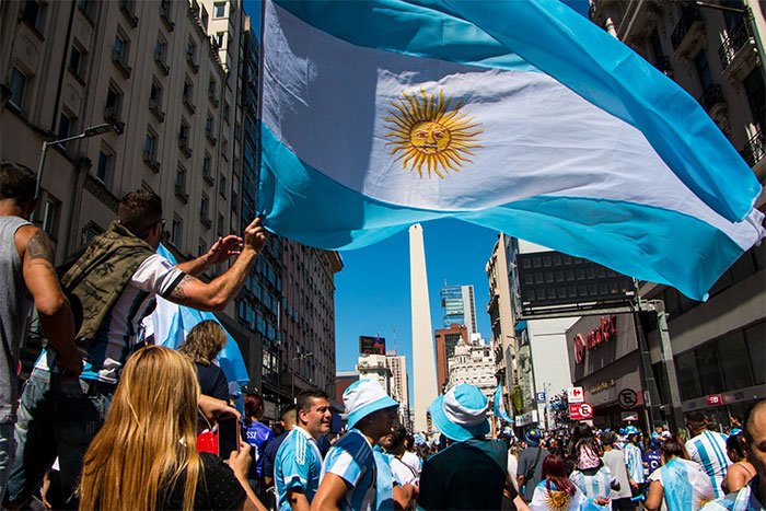 Pantalla gigante en el Obelisco para ver a la Selección Argentina